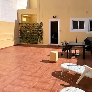 https://apartamento-la-real-2.in-canary-islands.com